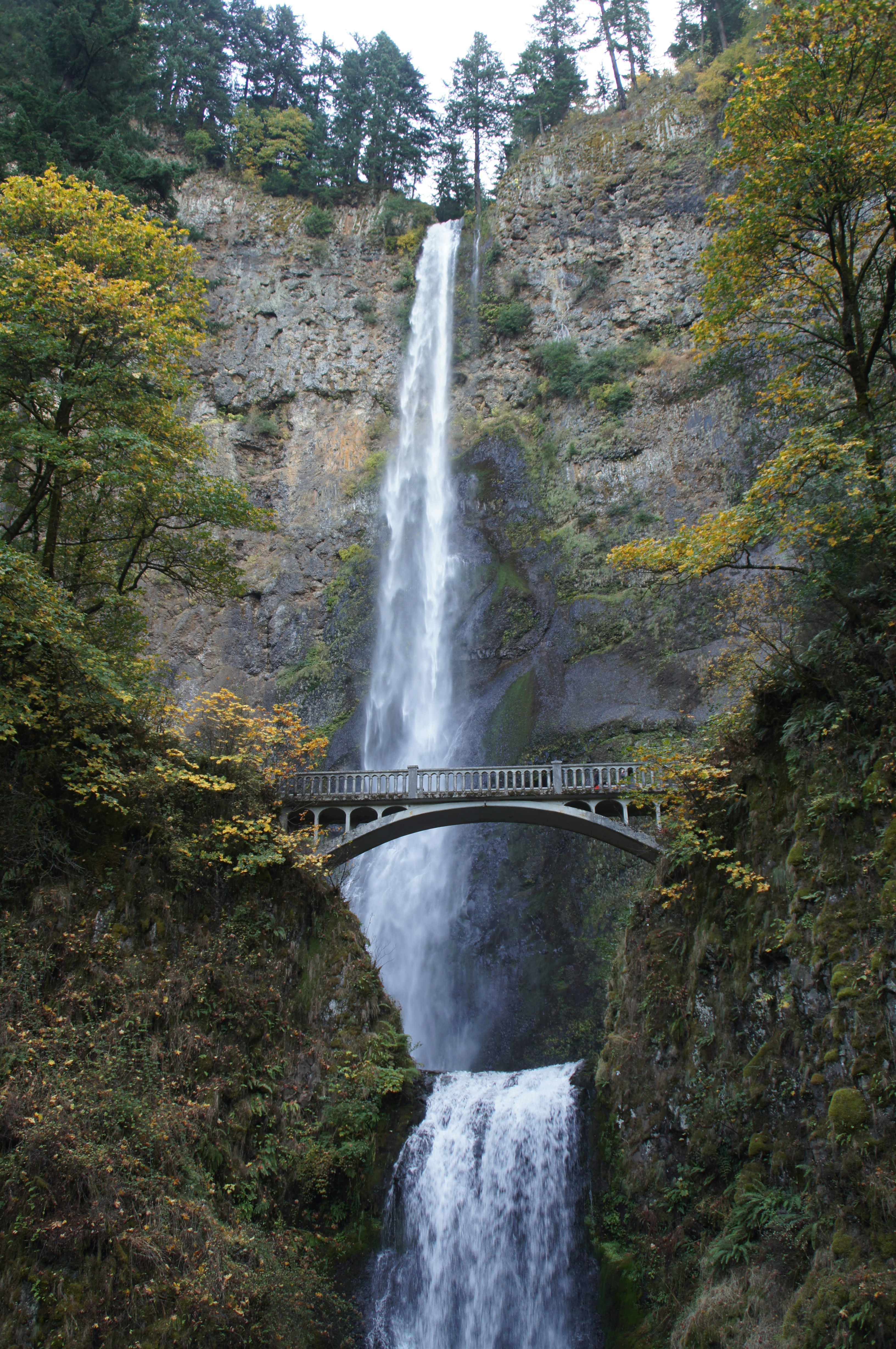 Target revealed: Multnomah Falls, Oregon, USA